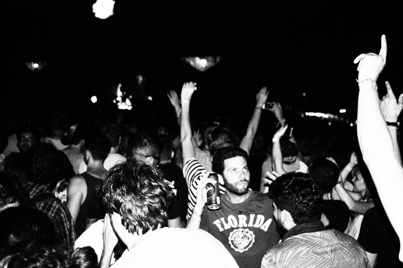 Illustration for article titled GAWKER MEDIA : #1 @ SZIGET
